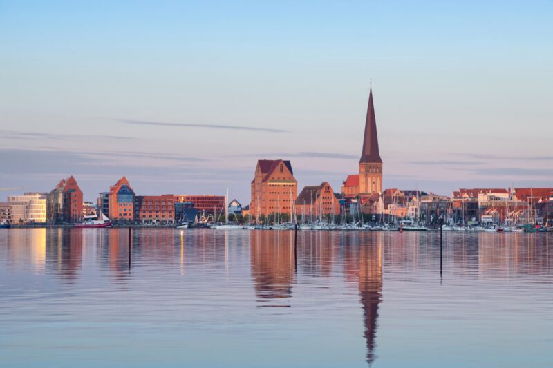Rostocker Skyline mit Petrikirche