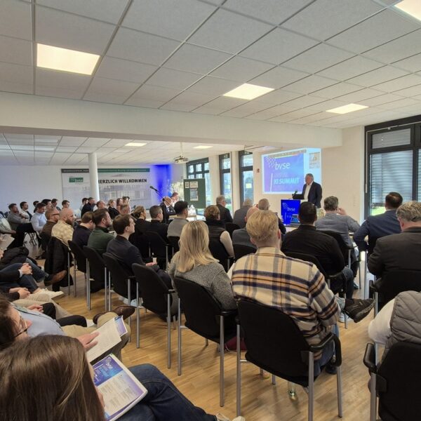Auditorium mit 140 Teilnehmenden beim bvse Digital KI Summit Bonn, 4. März 2026