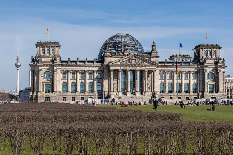 Bundestag Berlin zum Koalitionsvertrag 2025