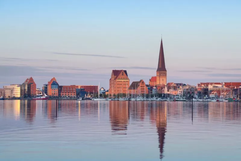 Rostocker Skyline mit Petrikirche